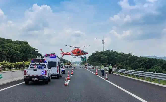 尖扎高速公路汽车救援案例